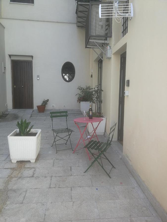 Atoca2 Confortevole Loft- Vedi Anche Atoca1 E Atoca3 Palermo Luaran gambar